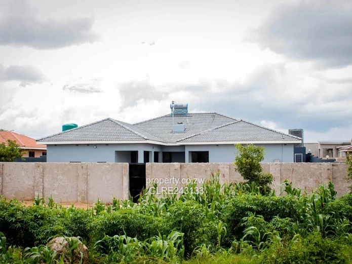 3-Bed Sunway City Home with Borehole & Solar Geyser