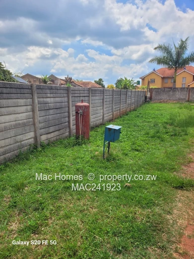 Mt pleasant heights double storey for sale 350k