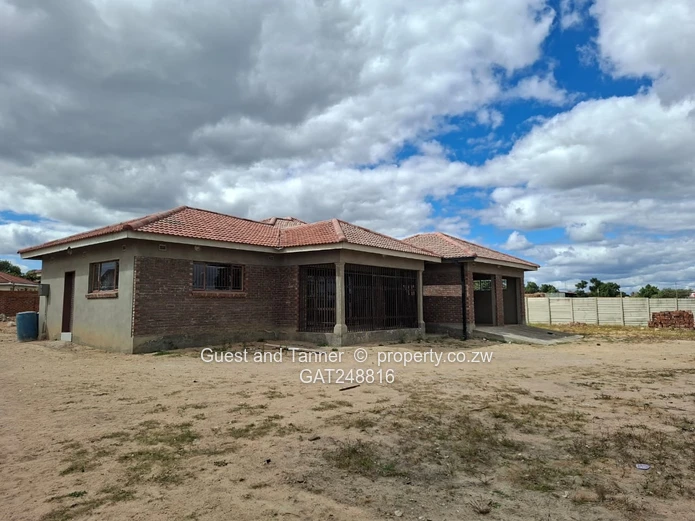 Incomplete House For Sale In Zimre Park