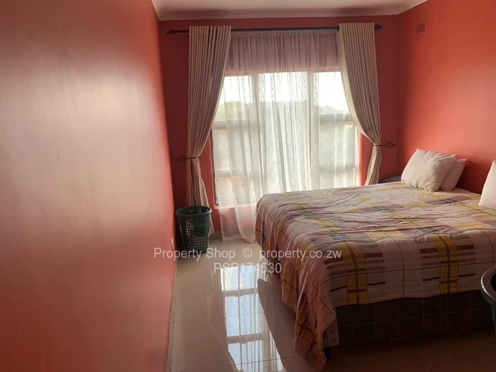 Stunning 9-Bed Mansion for Sale in Gletwin Park, Harare with Borehole