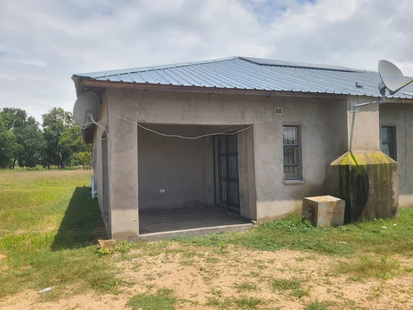 Farm & Agricultural Land