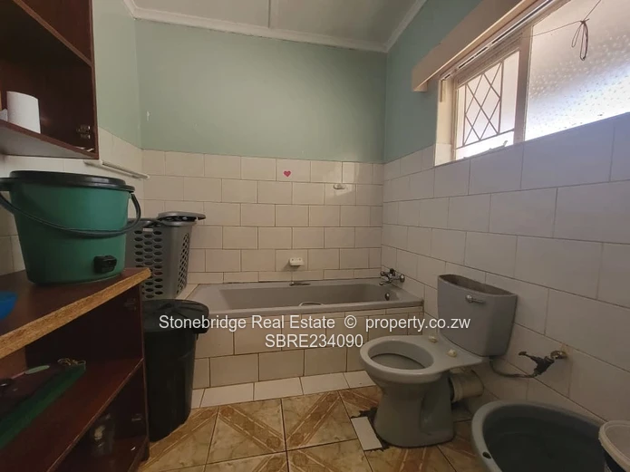 Spacious 5 Bedroomed Kumalo Home for sale
