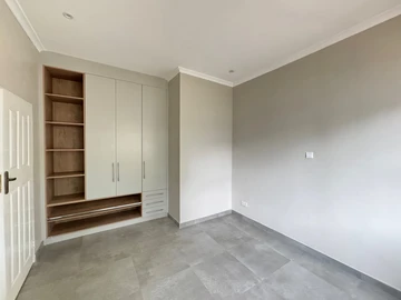 3 Bedroom Garden Flat