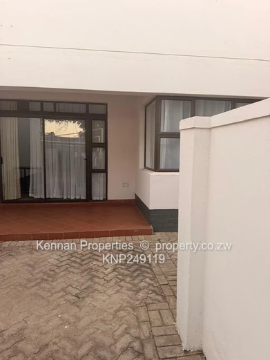 Secure Townhouse in a complex of 6 units to rent in Mt pleasant