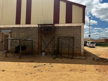 Commercial & Industrial Land