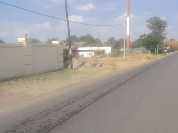 Stands & Residential Land