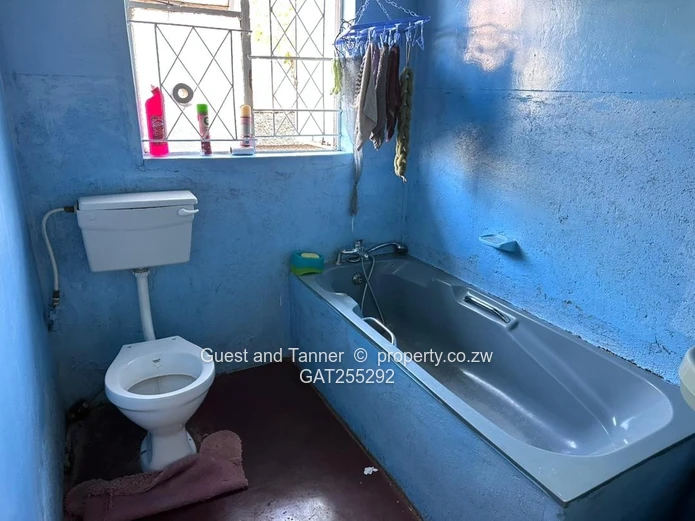 PROPERTY FOR SALE: Chikanga Phase 2 , Mutare 