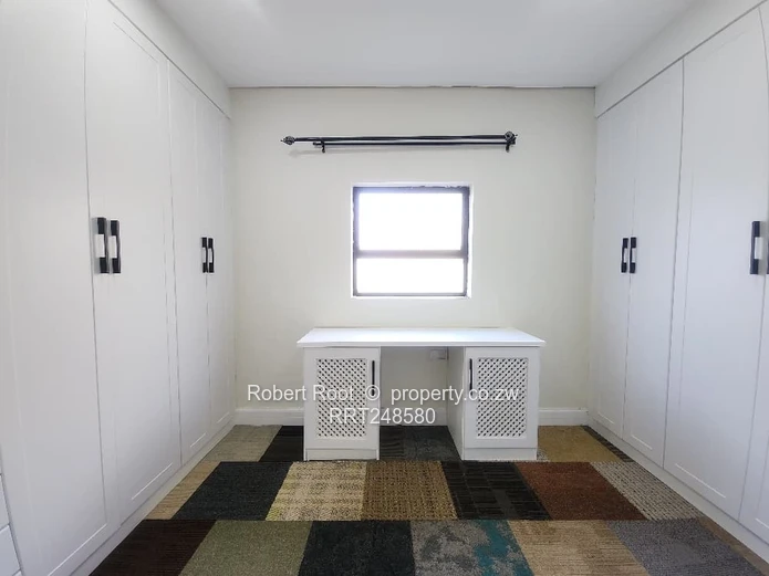 Luxury Home To Rent – Helensvale