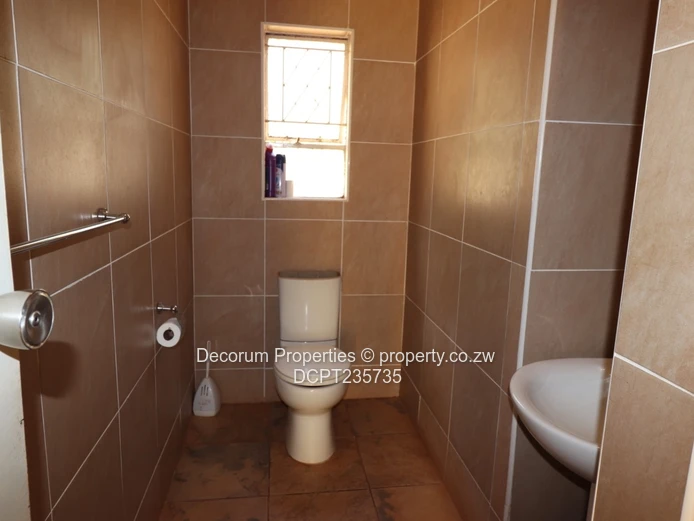 Spacious 4-Bedroom House for Sale in Greendale North