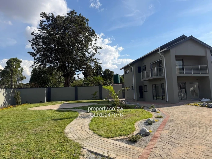 Modern 4BR Townhouse Complex w/ Borehole — New Marlborough
