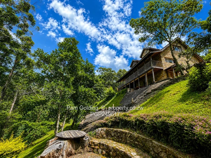 Stone-Clad Family Home With Cottage For Sale In Chimanimani