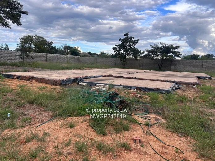 Prime Townhouse Stand with Approved 4-Bedroom Foundation – Build Your Dream Home