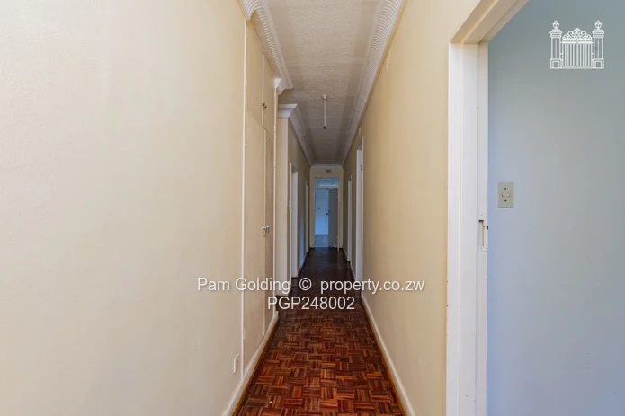 4 Bedroom House In Golden Triangle 