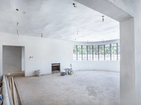 7 Bedroom House