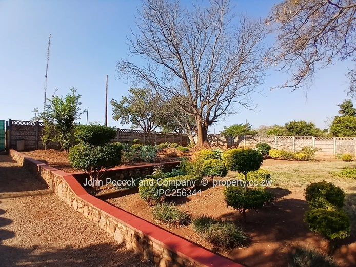 A Well Located Family Home! (Sole Mandate)