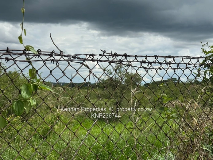 Vacant Industrial Site on 80 936 square metres