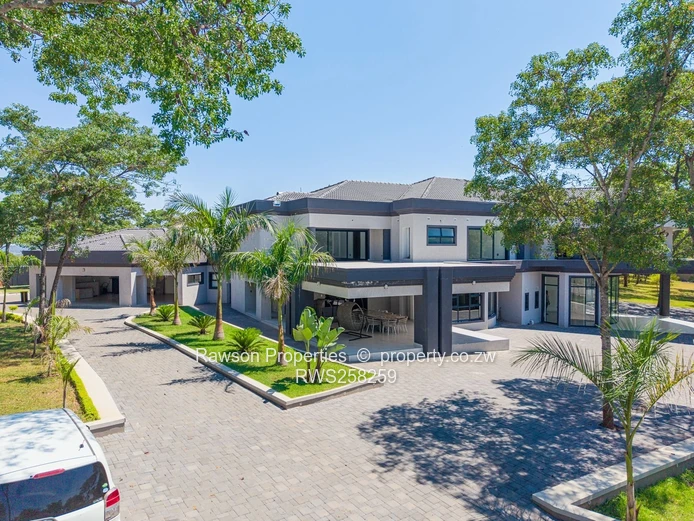 Shawasha Hills: 6-Bed Luxury Estate, Pool & Borehole (Sole Mandate)