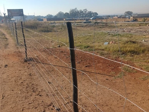 Commercial & Industrial Land