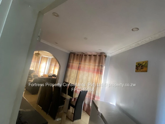 Spacious 5-Bedroom Family Home for Rent – New Marimba Park ?