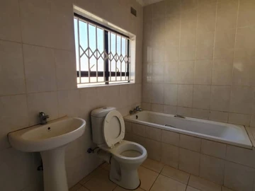 3 Bedroom Garden Flat