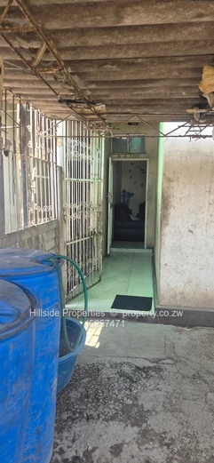 2 bed coal house for sale Western area highfields  (Sole Mandate)