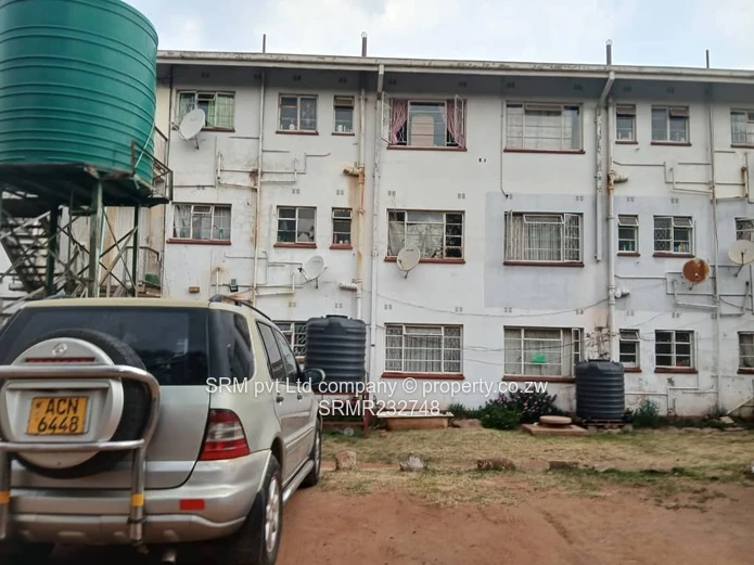 A 2 bedroomed flat to let in Mabelreign 