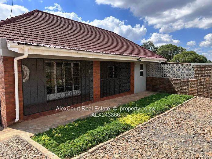 Spacious Home In Prospect, Waterfalls For Rent (Sole Mandate)