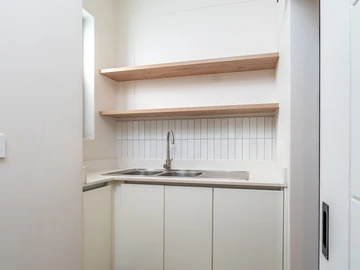 3 Bedroom Flat & Apartment