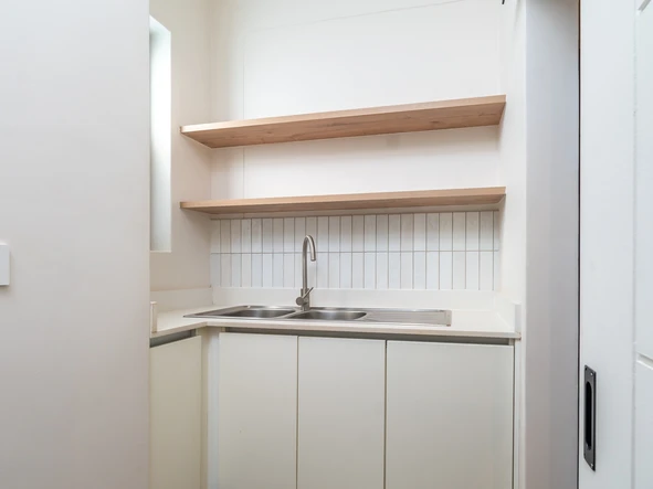 3 Bedroom Flat & Apartment