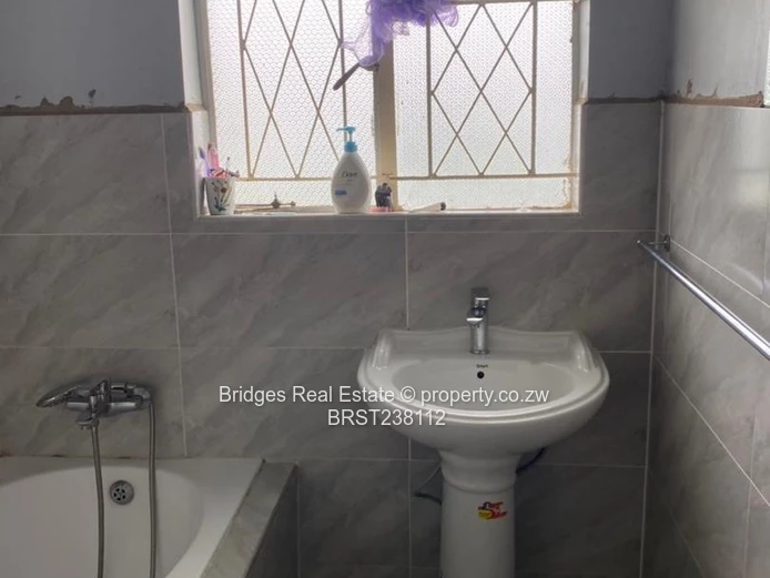 Vacant and Ready (Sole Mandate)