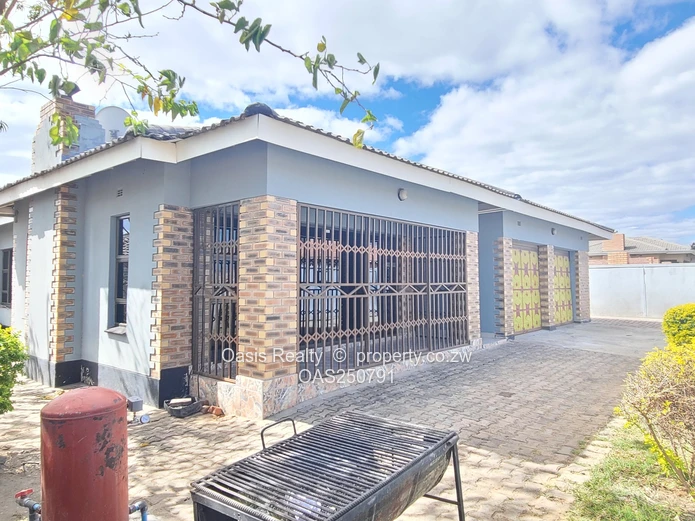 Neat home to let in Mabvazuva - available immediately