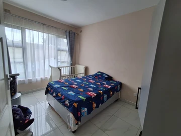 3 Bedroom Garden Flat