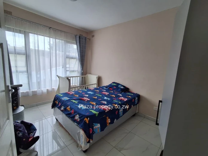 3 bedroom townhouse in Hatfield, Logan Park