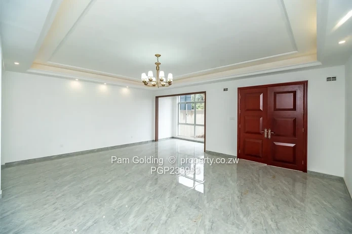 Luxury 4-Bedroom Duplexes in the Heart of Strathaven (Sole Mandate)