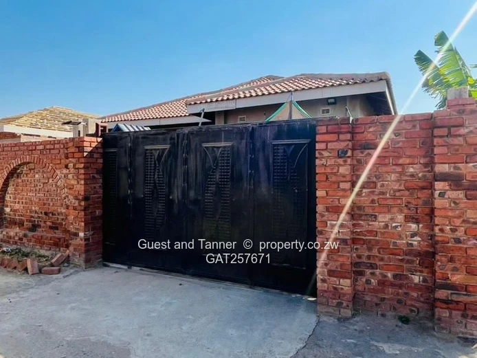 For Sale: Nyabira - Penrose | 4 Bedroom House