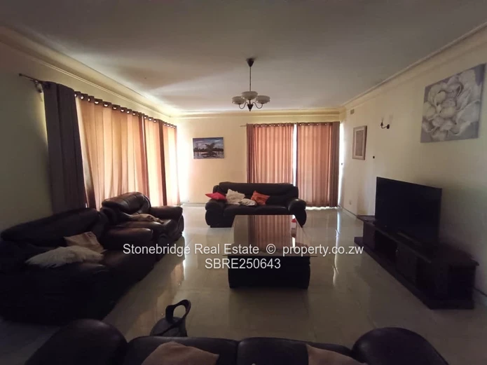 3 Bedroom House n Northend For Rental