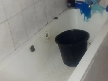 2 Bedroom Flat & Apartment