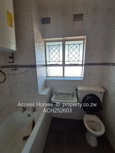 Avenues 1 bed Flat for sale
