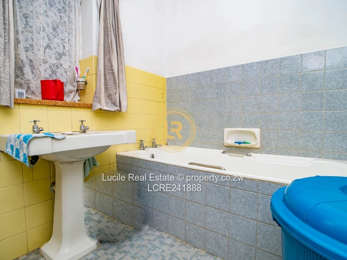 An Exquisite Residence Offering Space ,Style and Privacy