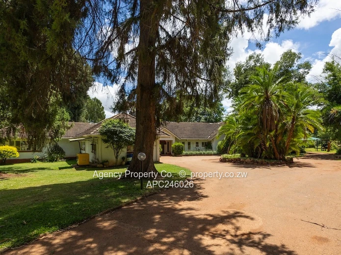 CHISIPITE - 28 206 s m (6.97 acres) (Sole Mandate)