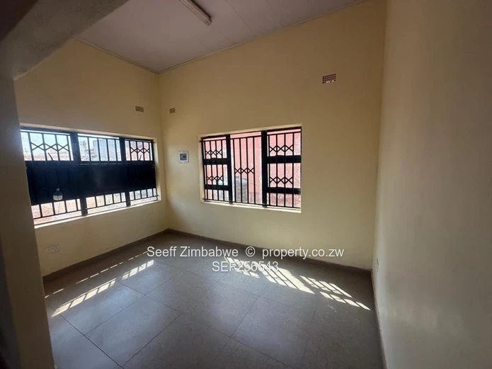 Commercial Shops for rent in Hatcliffe