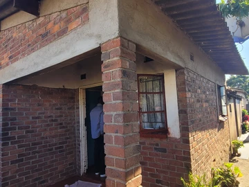 9 Bedroom House