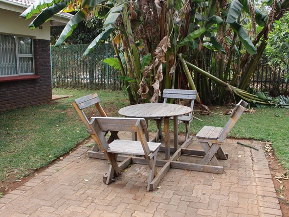 2 Bedroom Garden Flat