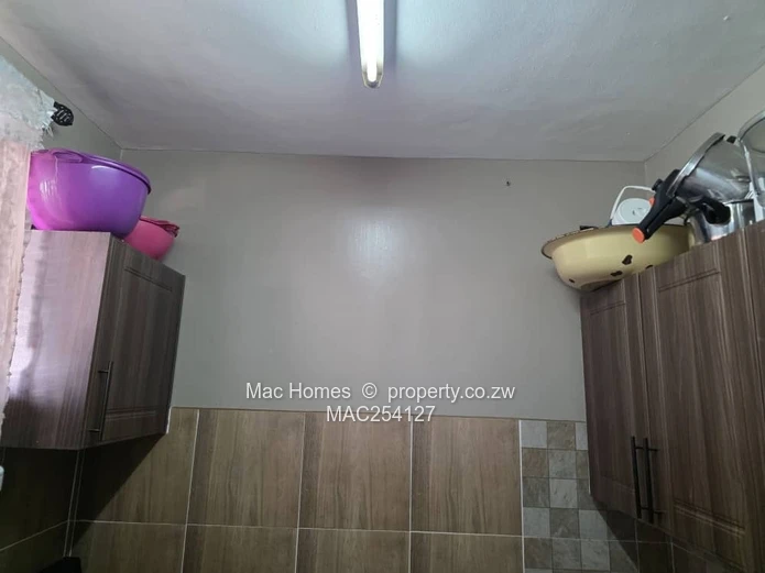 For Sale: 2 Bedroom Flat - Eastview Gardens