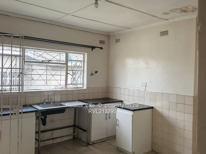 Charming 3-Bed House in Hatfield (Sole Mandate)