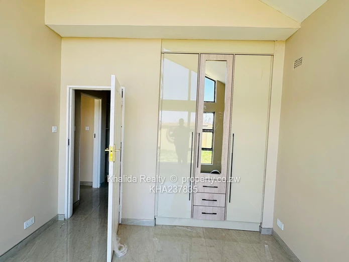 Nyeredzi Ridge Pomona house for rent 