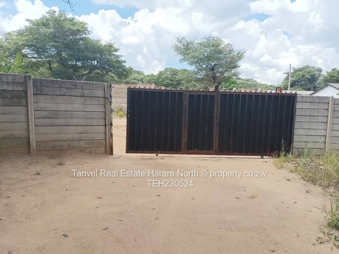 Cottage with five rooms in the upmarket Ruzawi,Marondera on 3326sqm. Council cession.80k