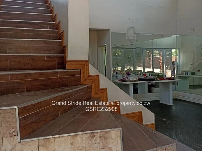 Luxury home for sale in Alexandra park 