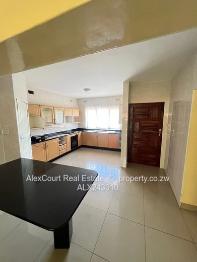 Neat Duplex Apartment In A Complex