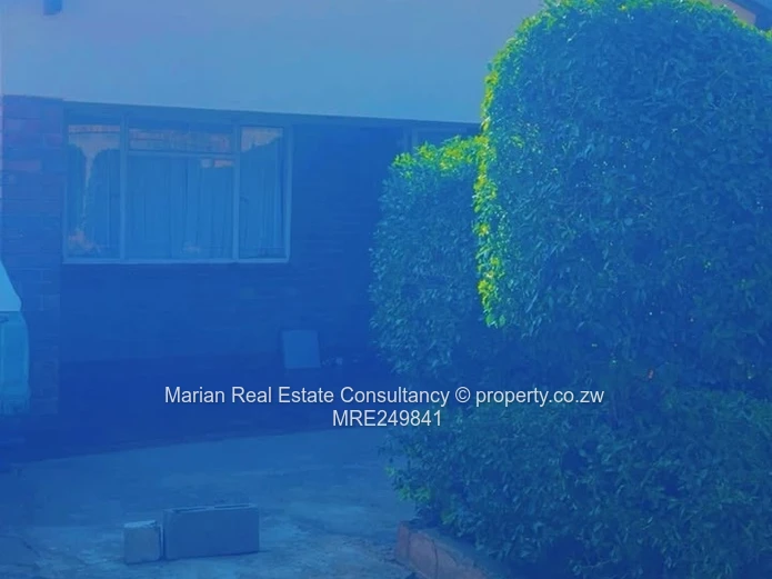 3-Bedroom Home ,Nkulumane 12 FOR SALE